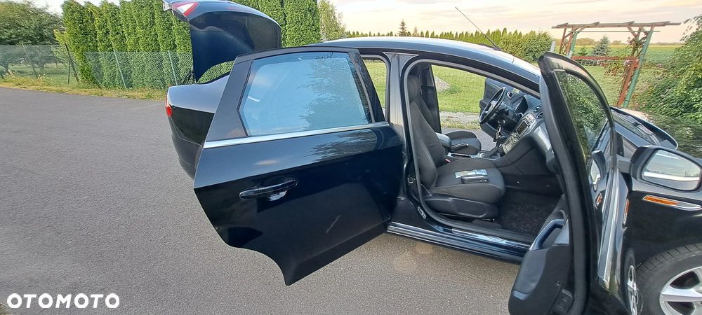 Ford Mondeo 2.0 TDCi Titanium - 27