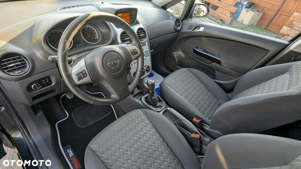 Opel Corsa - 12
