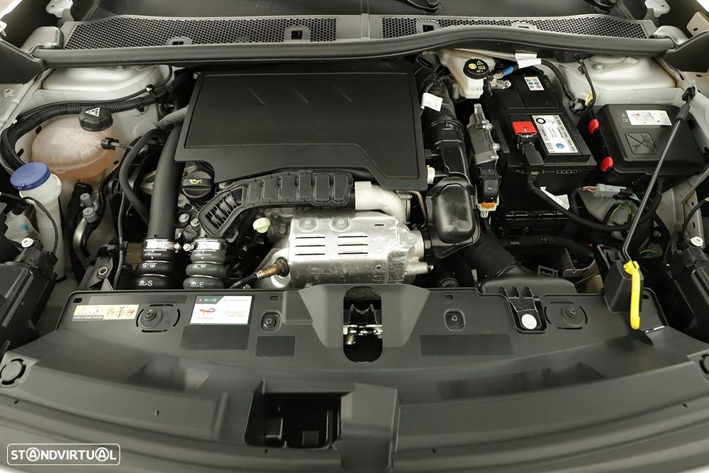 Peugeot 2008 1.2 PureTech Allure - 25