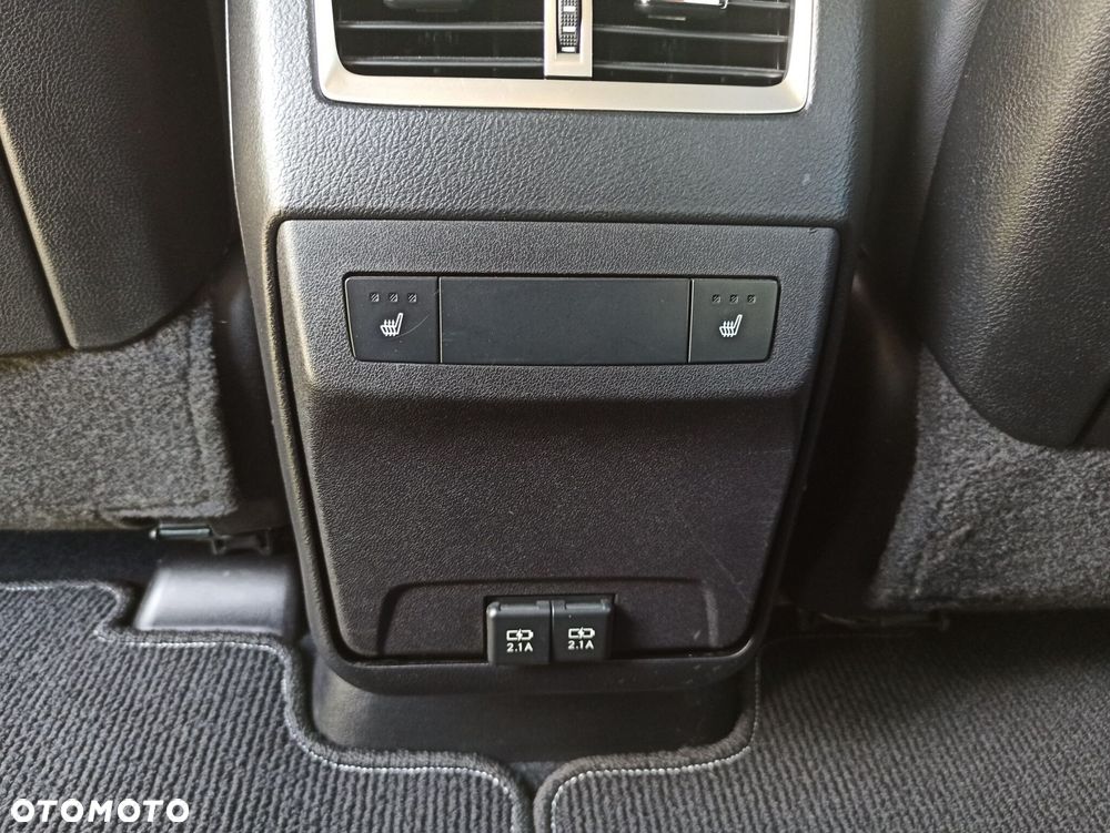 Lexus RX - 10