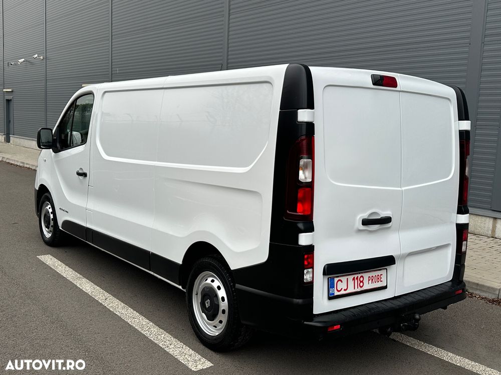 Renault Trafic - 10