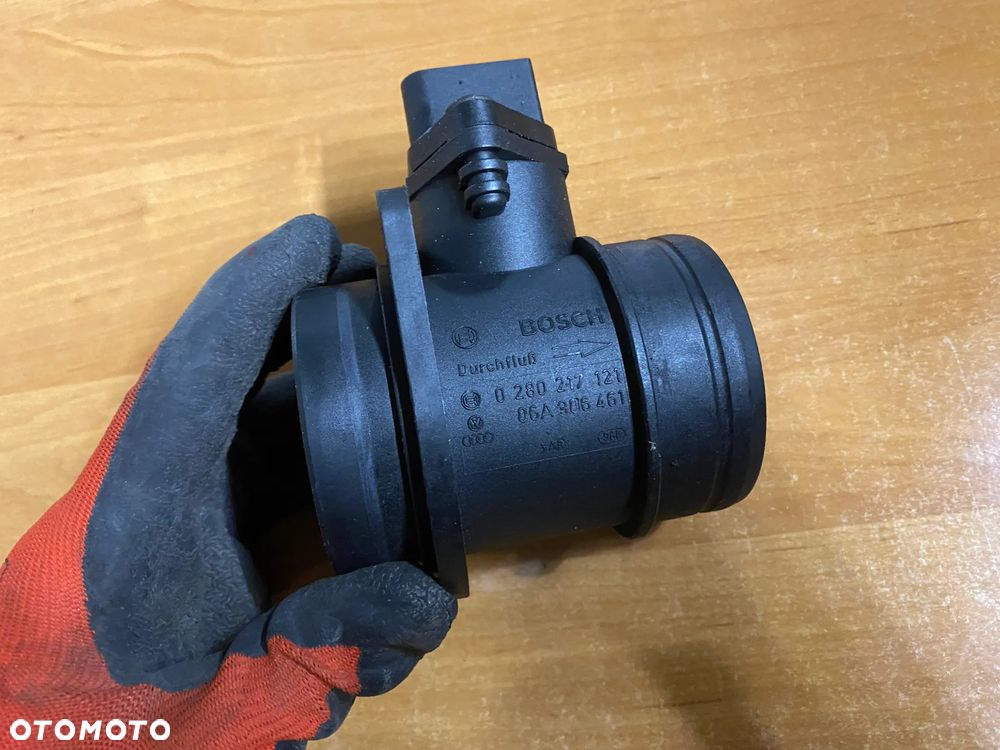 PRZEPŁYWOMIERZ 0280217121 006A906461 AUDI A3 8L VS SKODA SEAT - 1