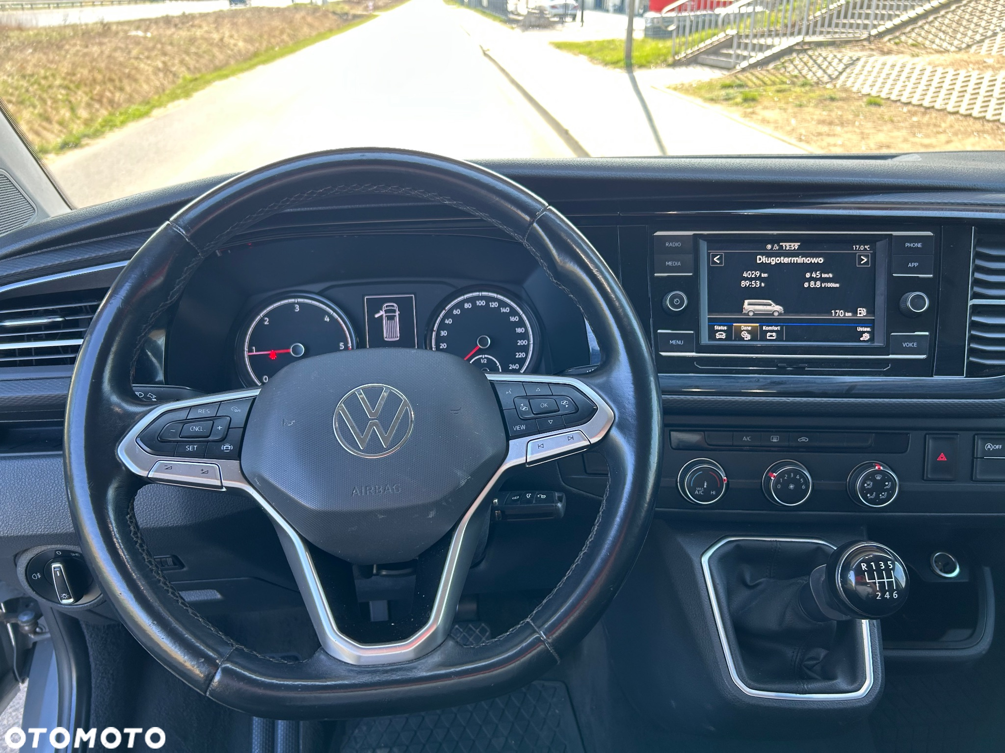 Volkswagen Multivan 6.1 2.0 TDI L1 Trendline - 11