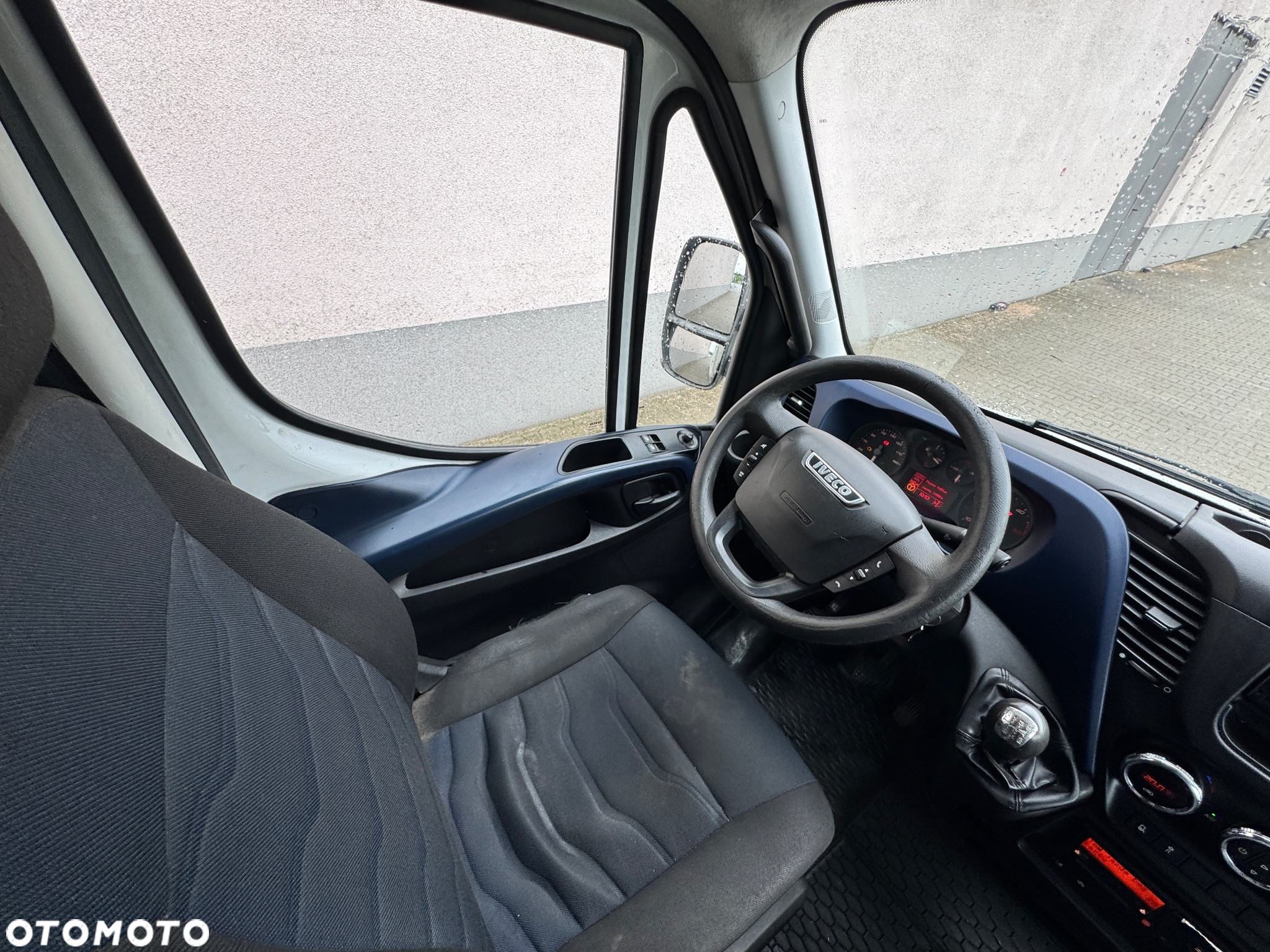 Iveco 70C18 - 5