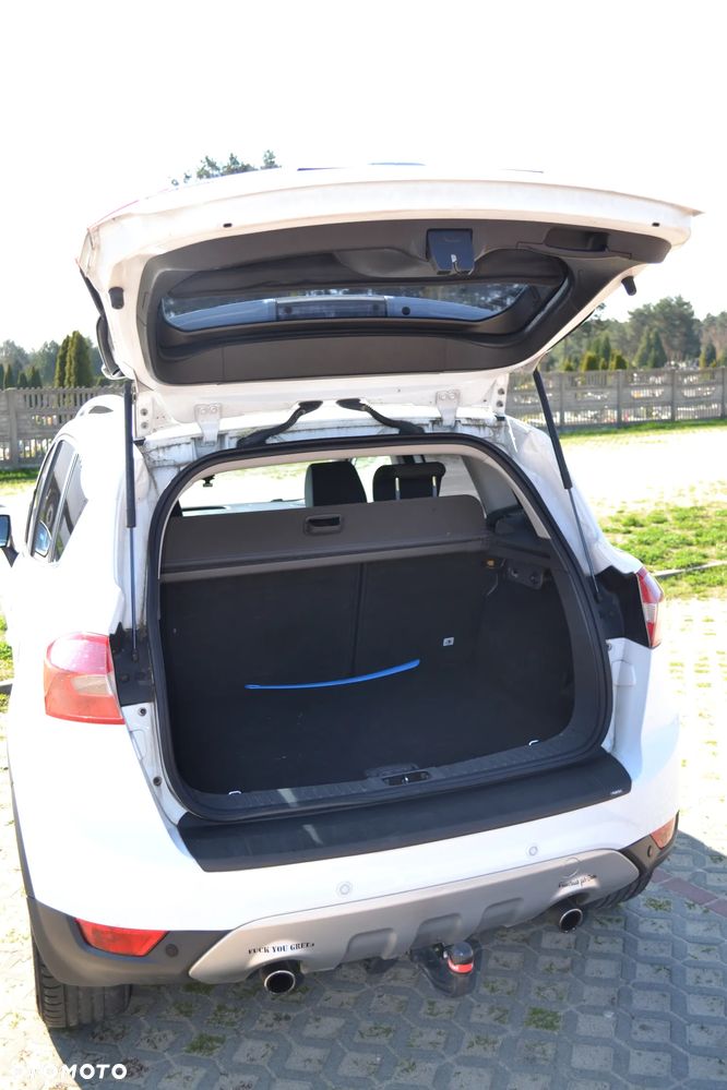 Ford Kuga 2.0 TDCi Titanium - 8