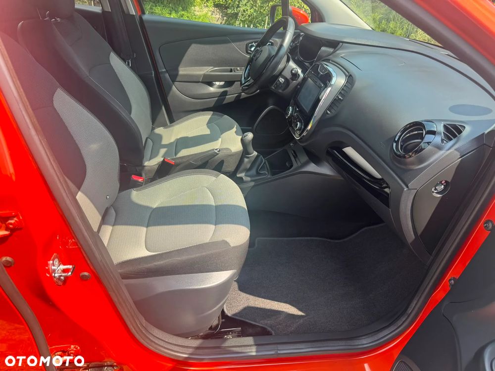 Renault Captur - 30