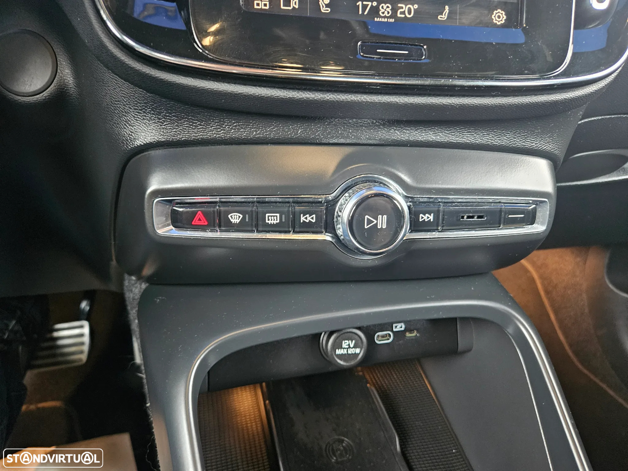Volvo XC 40 Recharge Plus - 26