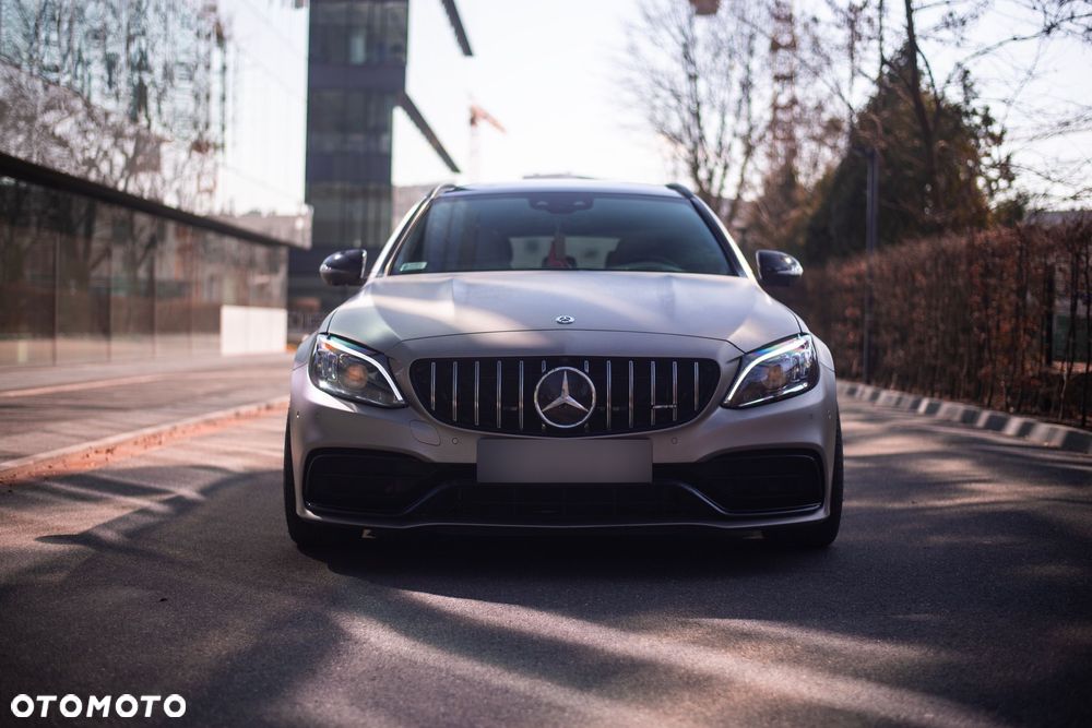 Mercedes-Benz Klasa C 63 S AMG 9G - 3