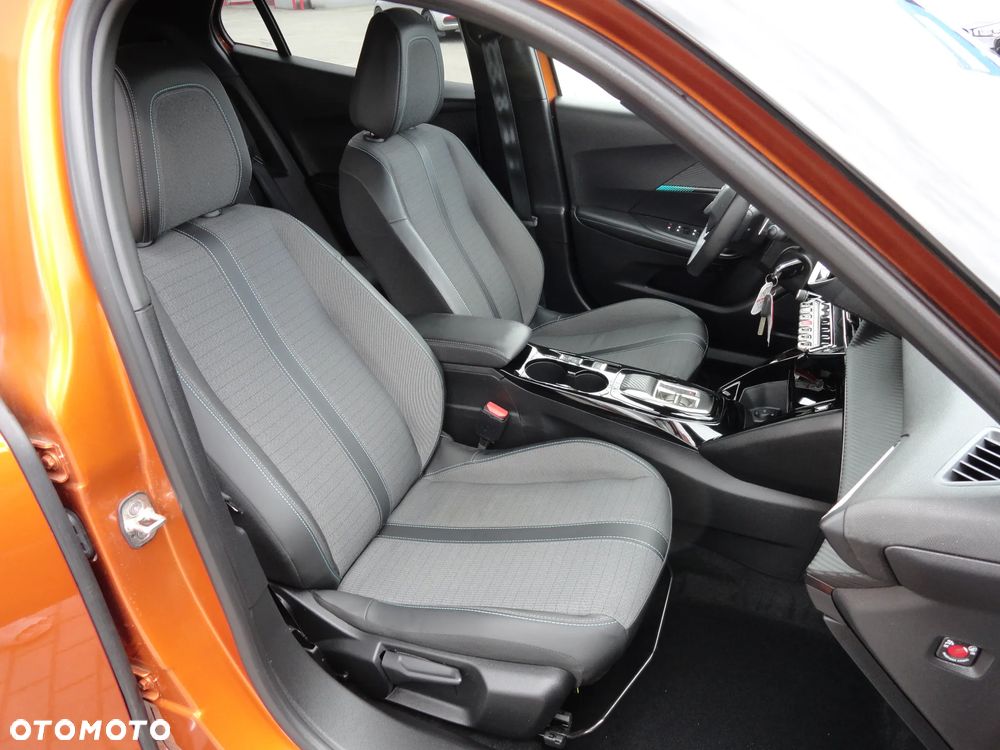 Peugeot 2008 - 11