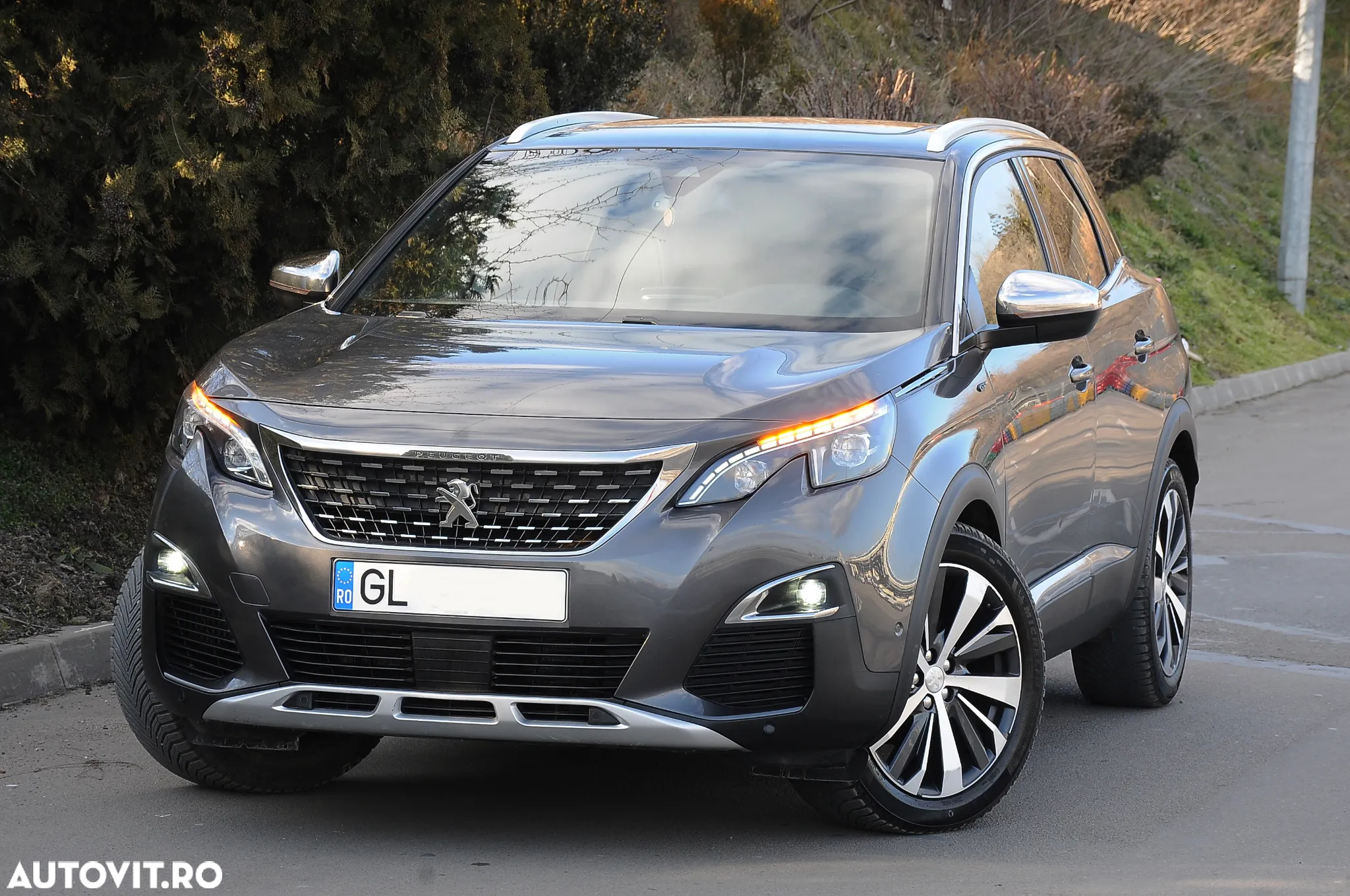 Peugeot 3008 2.0 BlueHDI S&S EAT8 GT - 8