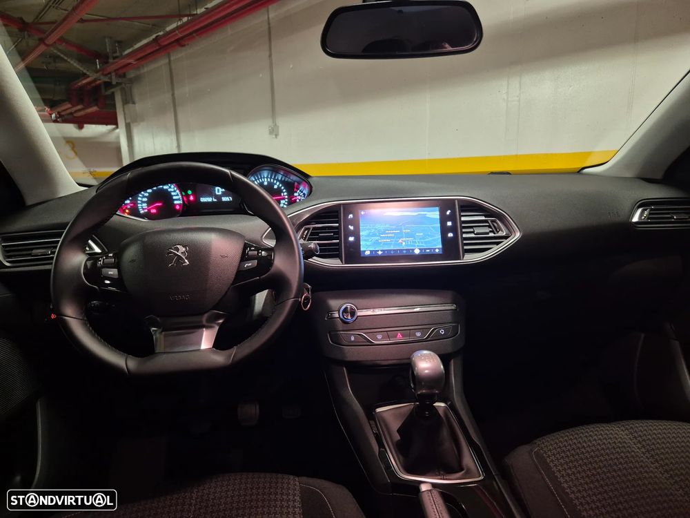 Peugeot 308 SW 1.5 BlueHDi Active - 28