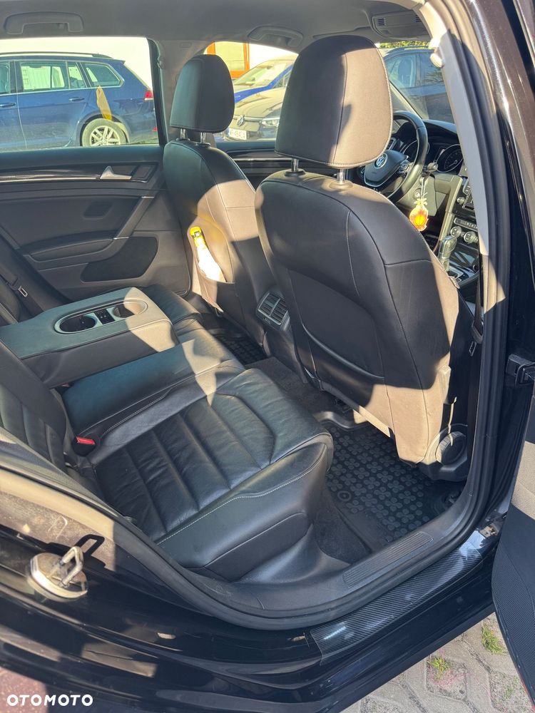 Volkswagen Golf 1.2 TSI Trendline DSG - 3