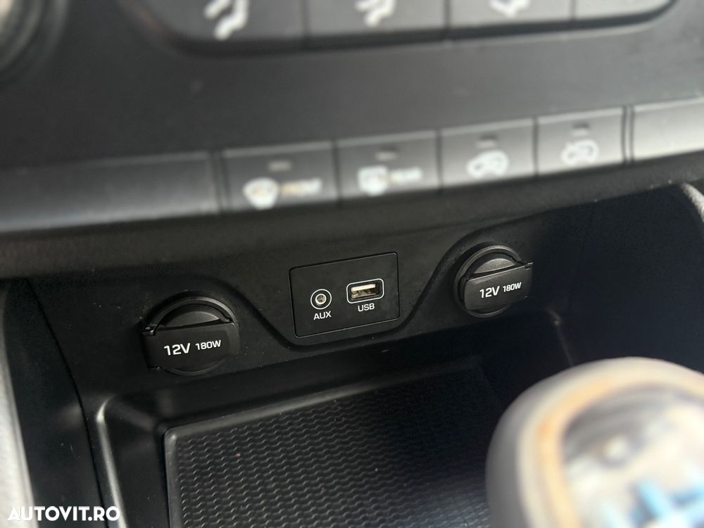 Hyundai Tucson blue 1.7 CRDi 2WD Advantage - 16