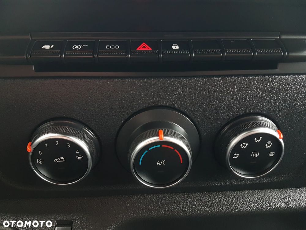 Renault MASTER 8EP CHŁODNIA 4,20x2,10x2,00 IZOTERMA AGREGAT CARRIER FUNKCJA GRZANIA KLIMA  KRAJOWY - 32