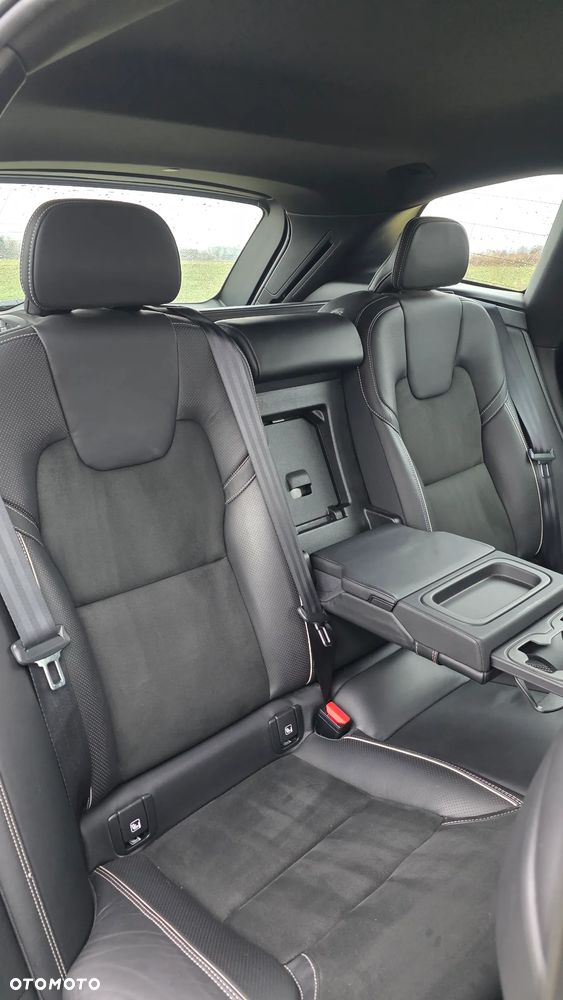 Volvo XC 60 D3 R-Design - 24