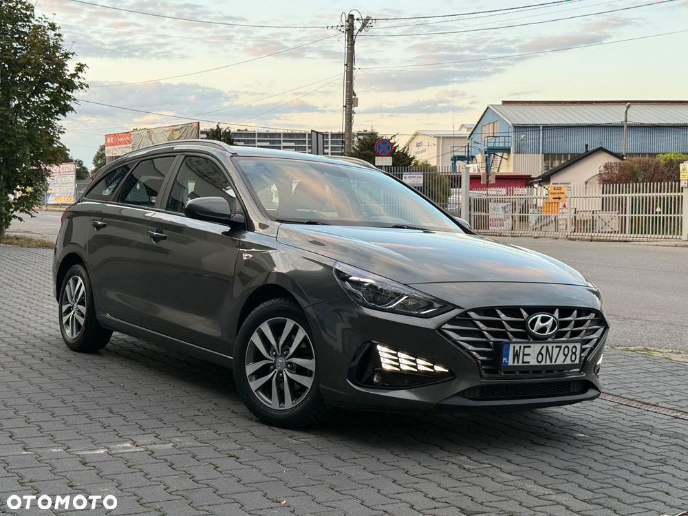 Hyundai i30 1.5 DPI Comfort - 1