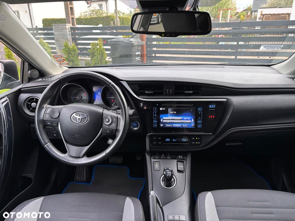 Toyota Auris 1.8 HSD Prestige NAVI - 6