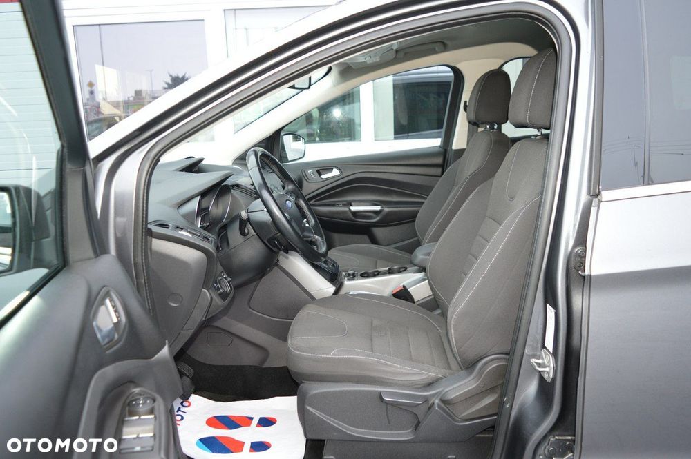 Ford Kuga - 17