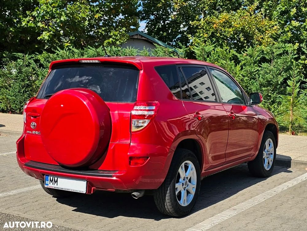 Toyota RAV4 2.2 D-4D Executive - 3