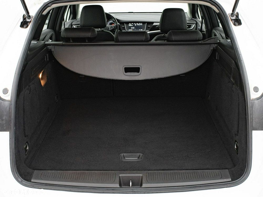 Opel Astra 1.2 T Elegance S&S - 28