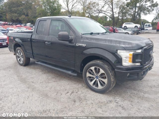 Ford F150 - 1