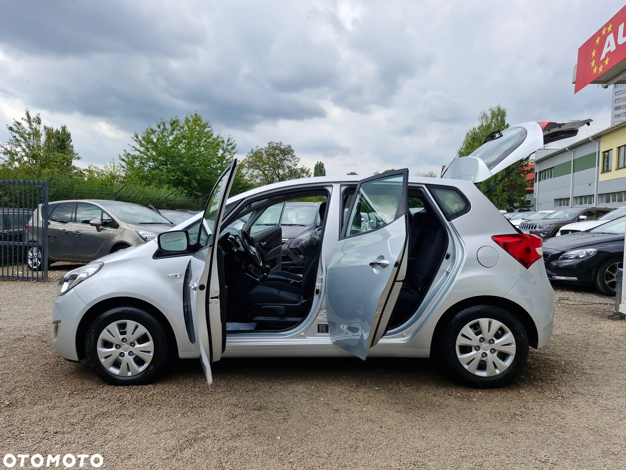Hyundai ix20 1.4 Comfort - 38