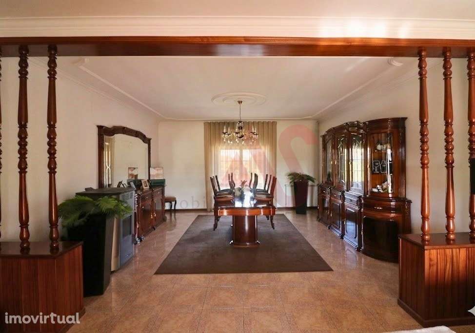 Moradia T8+1 em Serzedelo, Guimarães - Grande imagem: 2/18