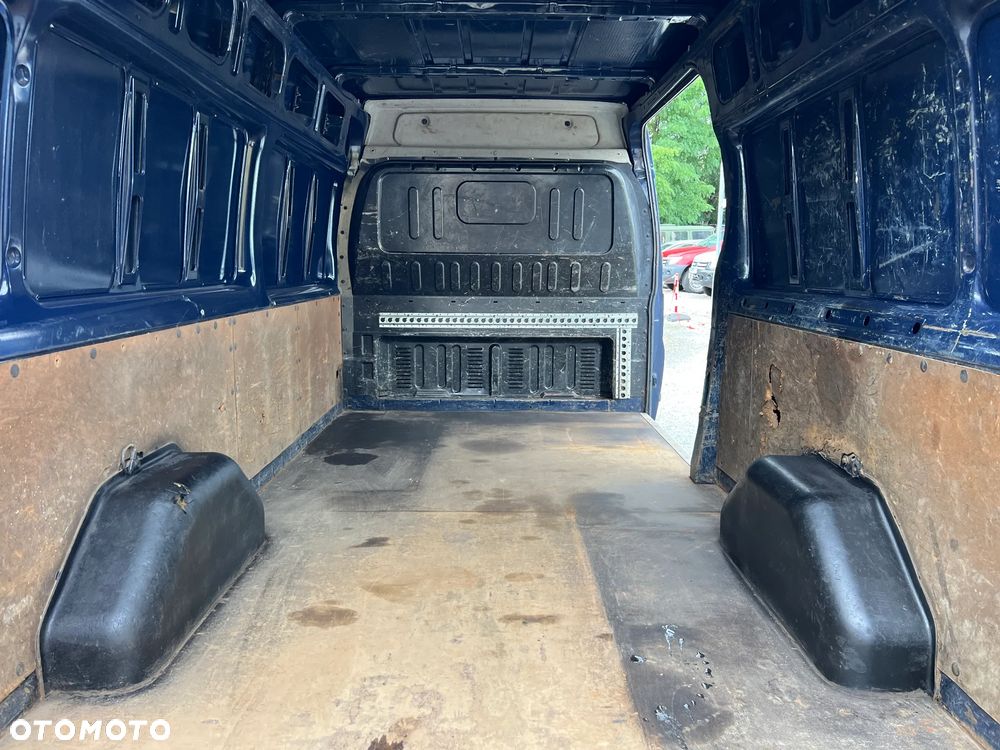 Ford Transit Furgon L3H2 3os. 2.2 TDCI 115KM MT6 Klimatyzacja Hak FV Vat - 28