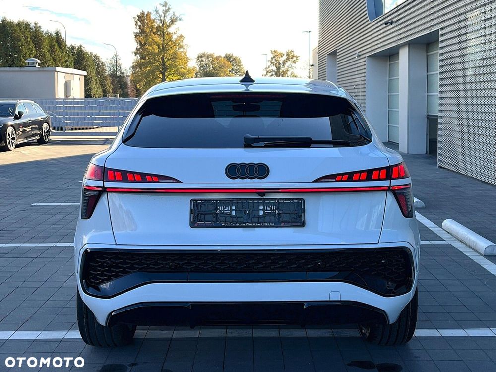 Audi Q3 Sportback - 21
