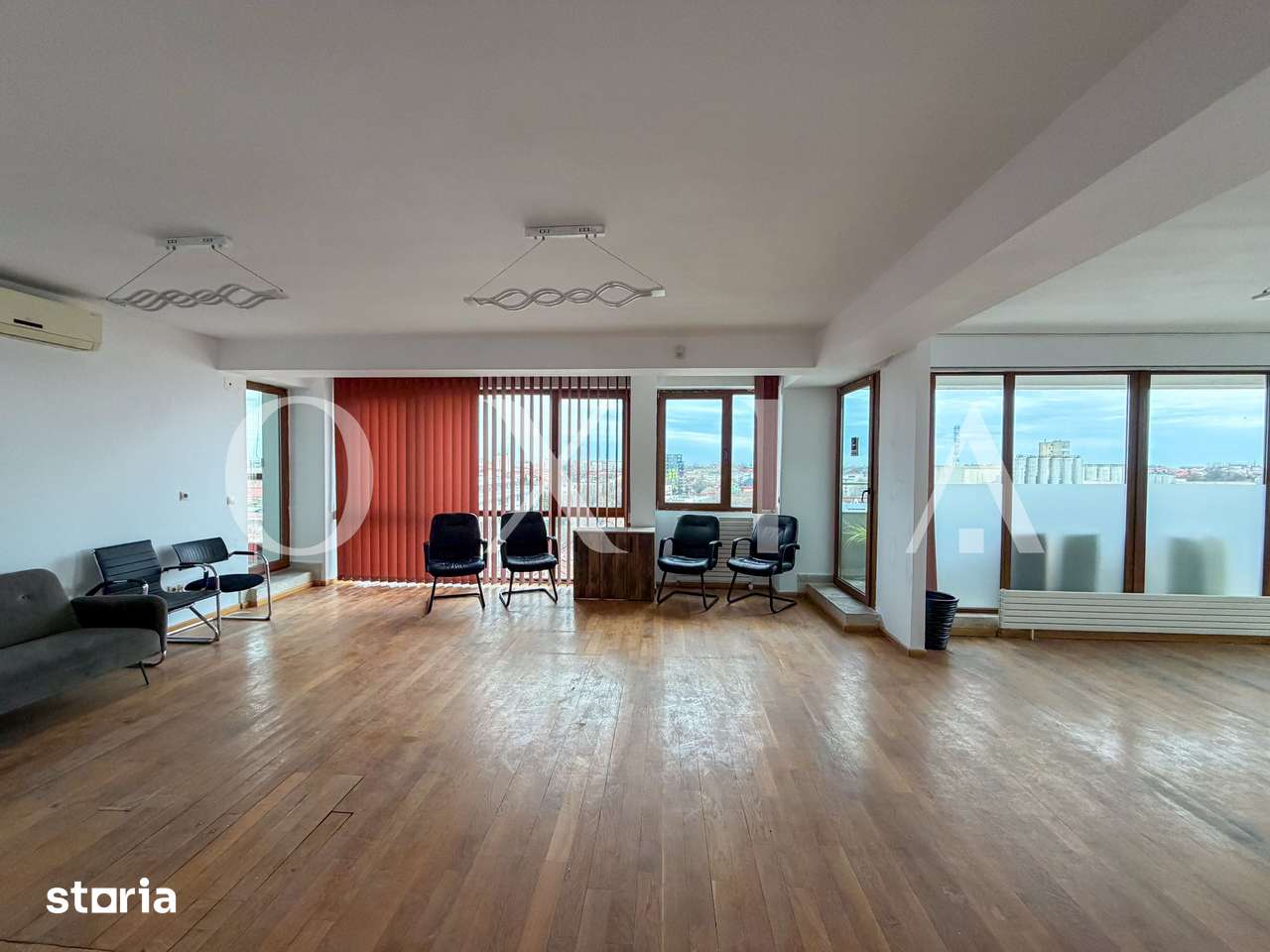 OX706 Penthouse pretabil pentru diferite activiitati - Imagine principală: 5/20