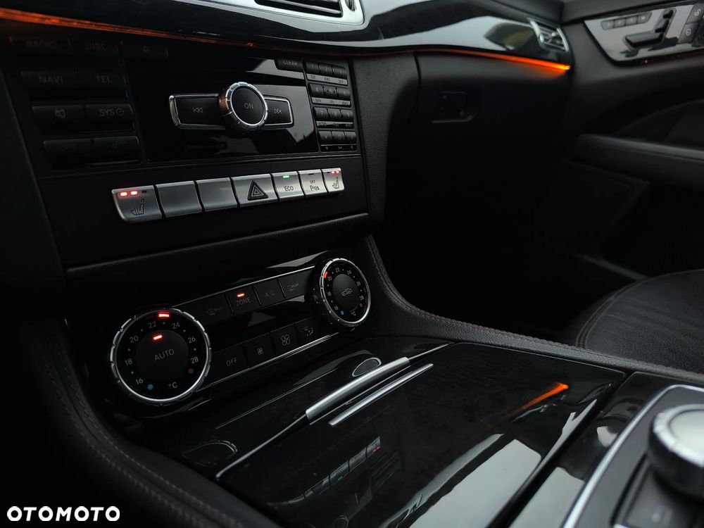 Mercedes-Benz CLS - 11