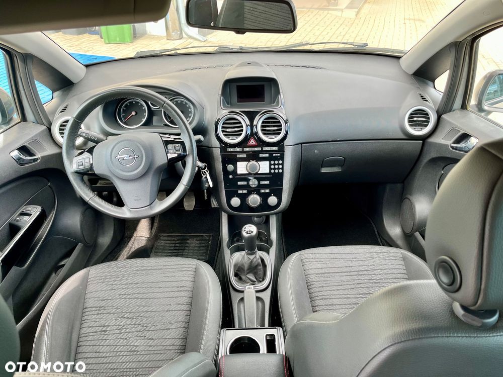 Opel Corsa 1.4 16V Energy - 16