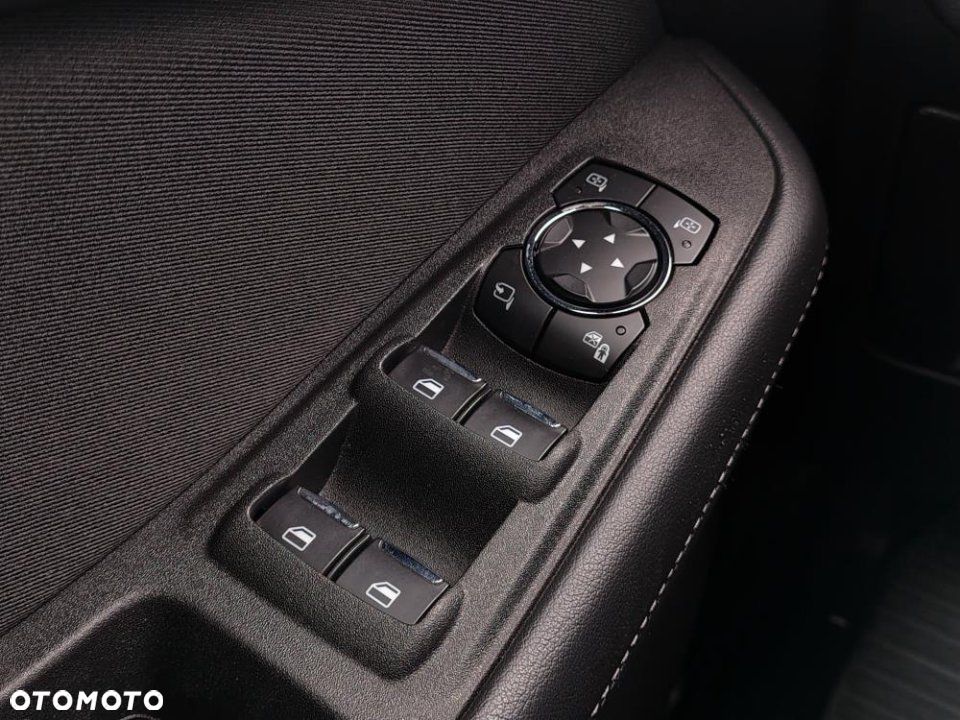 Ford S-Max - 24