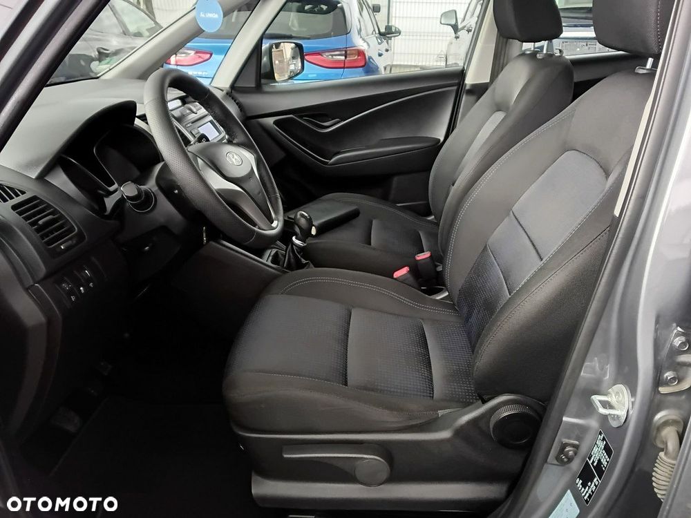 Hyundai ix20 - 15