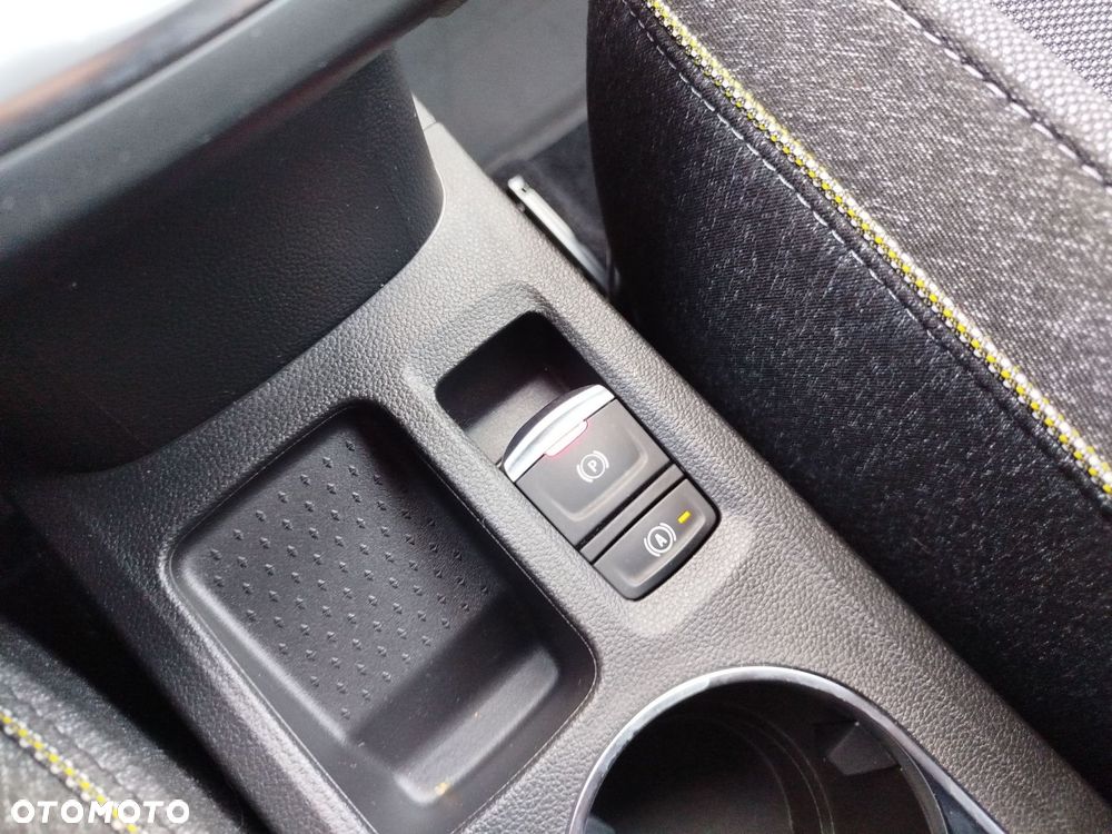 Renault Captur 1.0 TCe Techno - 22