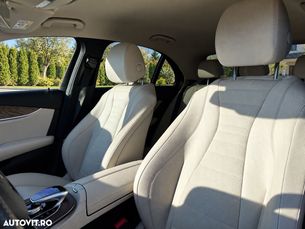 Mercedes-Benz E 220 d 4MATIC Aut. - 9