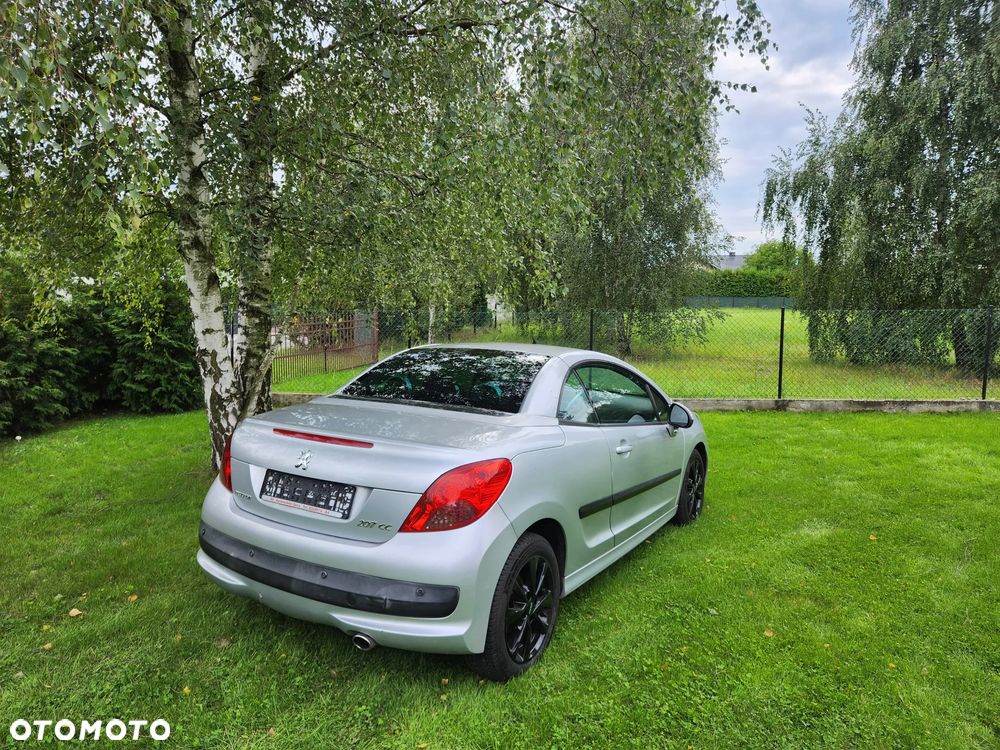 Peugeot 207 120 Automatik Sport - 28