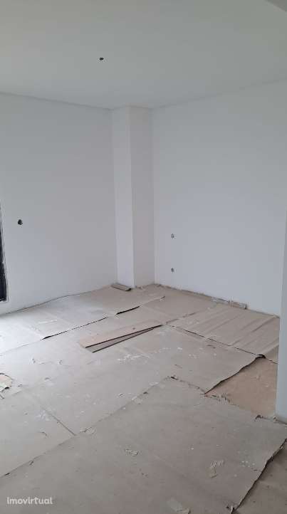 Apartamento T3 – Condomínio Privado | Serra de Carnaxide - Grande imagem: 4/10