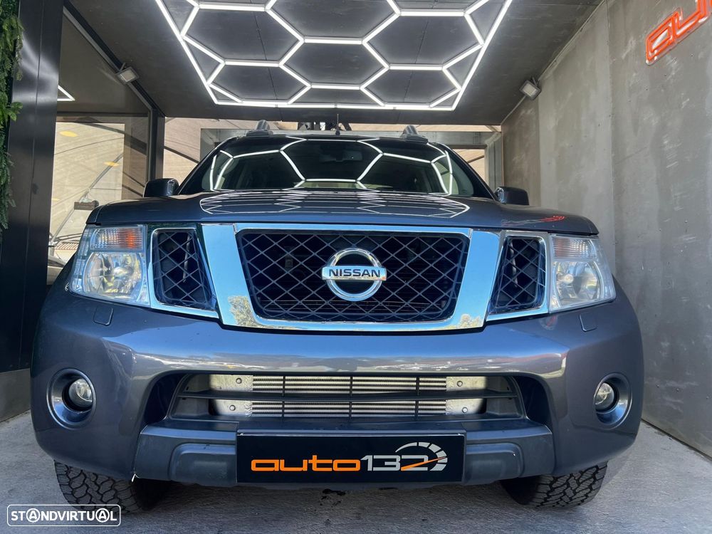 Nissan Navara 3.0 dCi V6 CD LE AT 4WD - 2