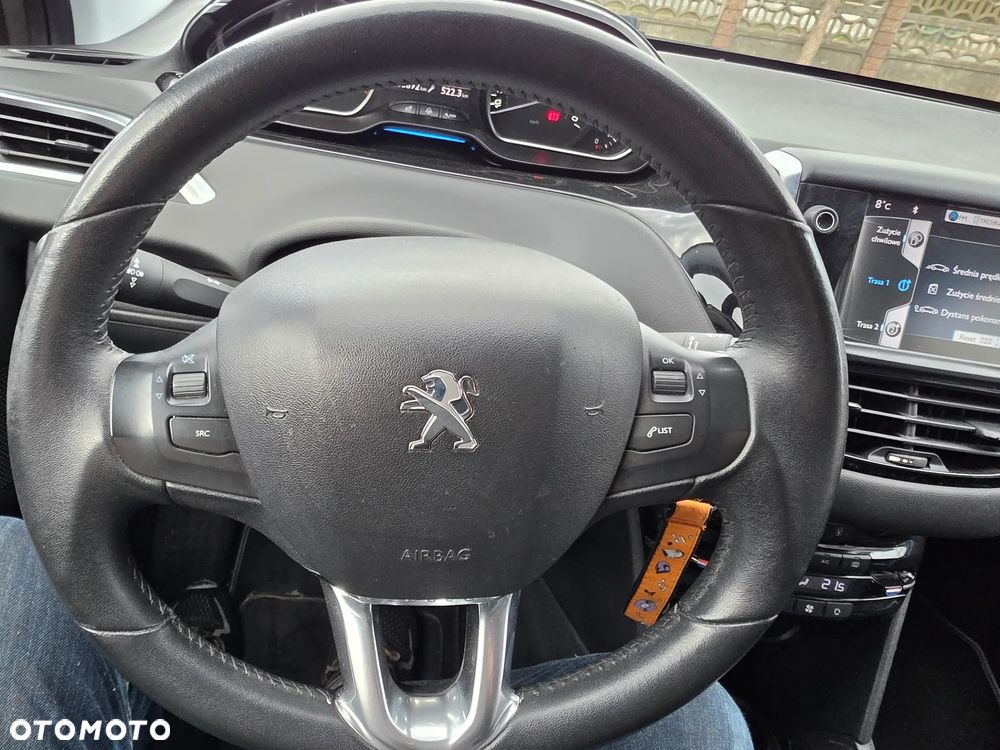 Peugeot 208 120 VTI Allure - 15