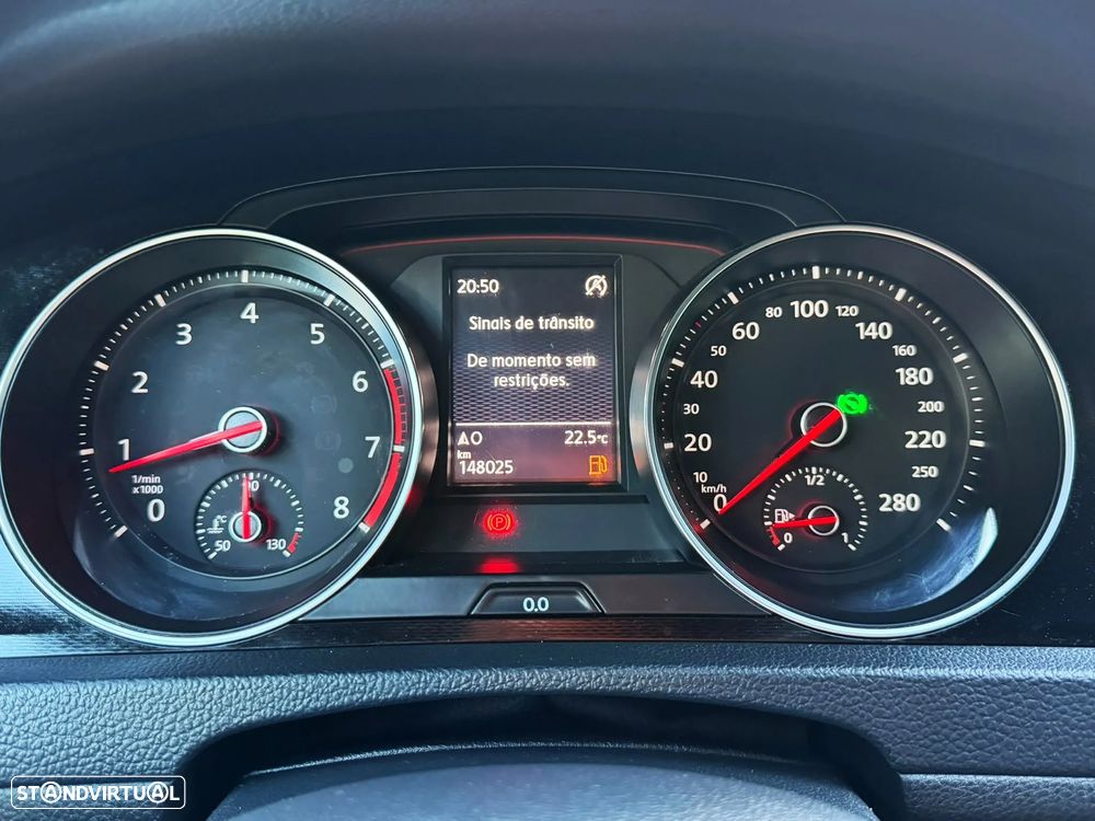 VW Golf GTI Performance BlueMotion DSG - 12