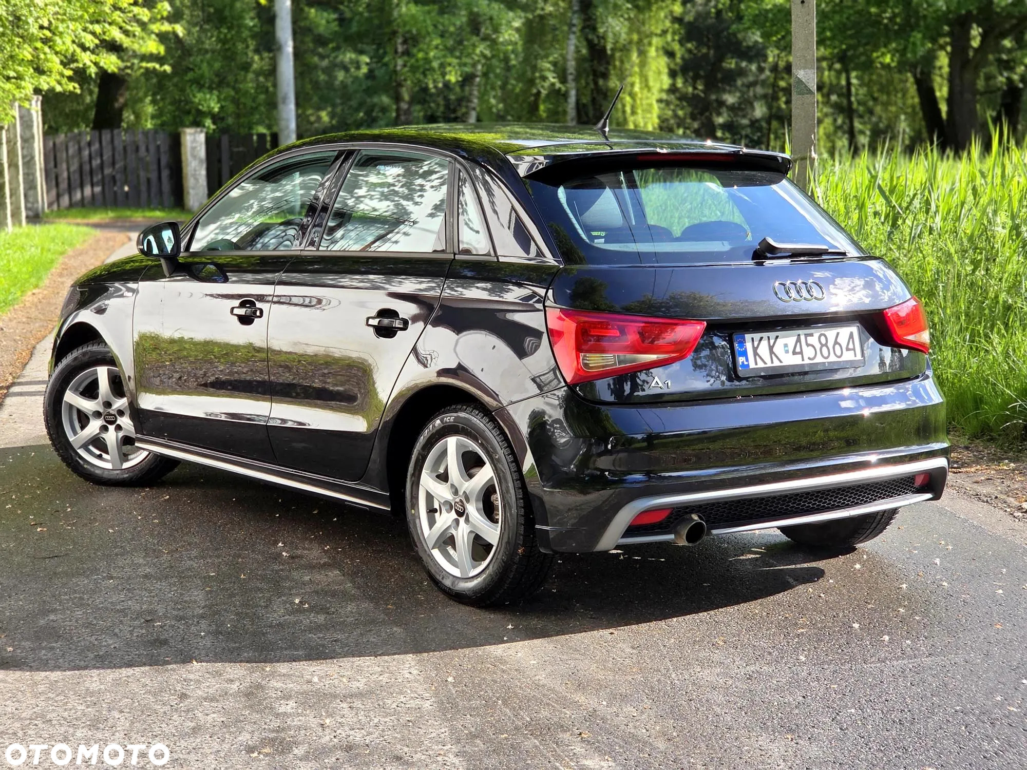 Audi A1 1.6 TDI Sportback S line Sportpaket - 13