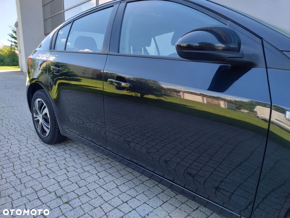 Chevrolet Cruze 1.7 D LT+ Premium - 32