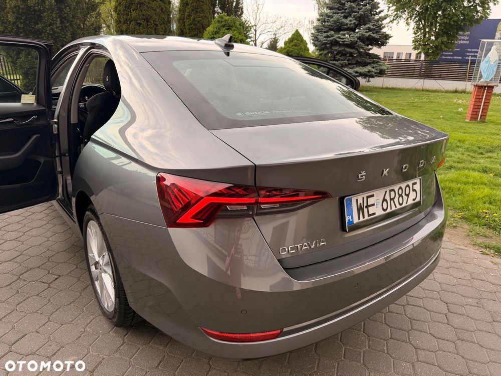 Skoda Octavia 1.5 TSI ACT Ambition - 38