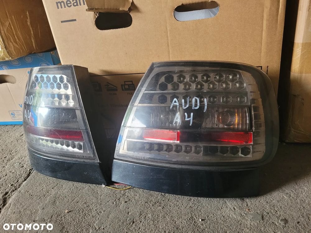 Lampy tylne audi a4b5 - 1