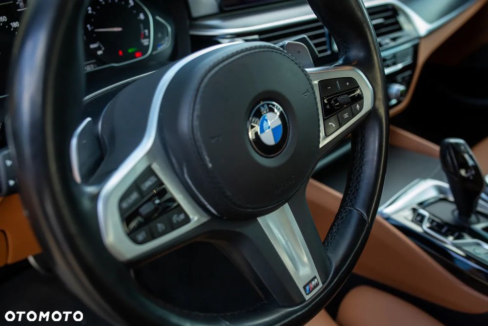 BMW Seria 5 - 26