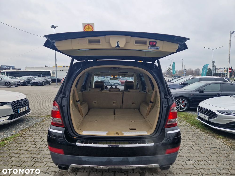 Mercedes-Benz GL - 9