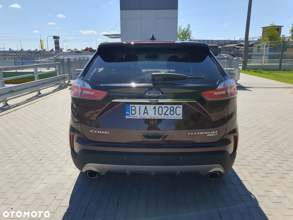 Ford Edge - 11