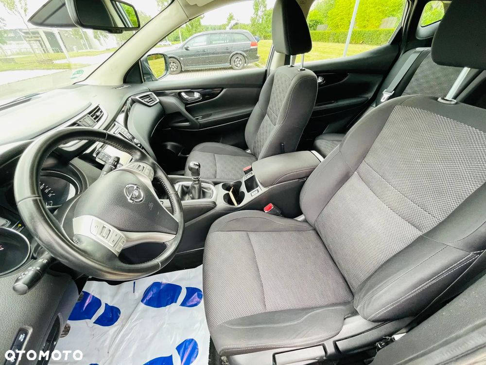 Nissan Qashqai 1.6 DIG-T N-Connecta - 10