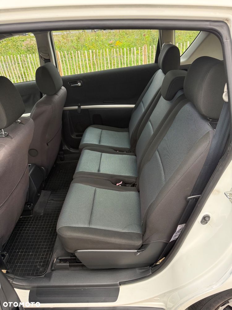 Toyota Corolla Verso 2.0 D-4D Terra - 8